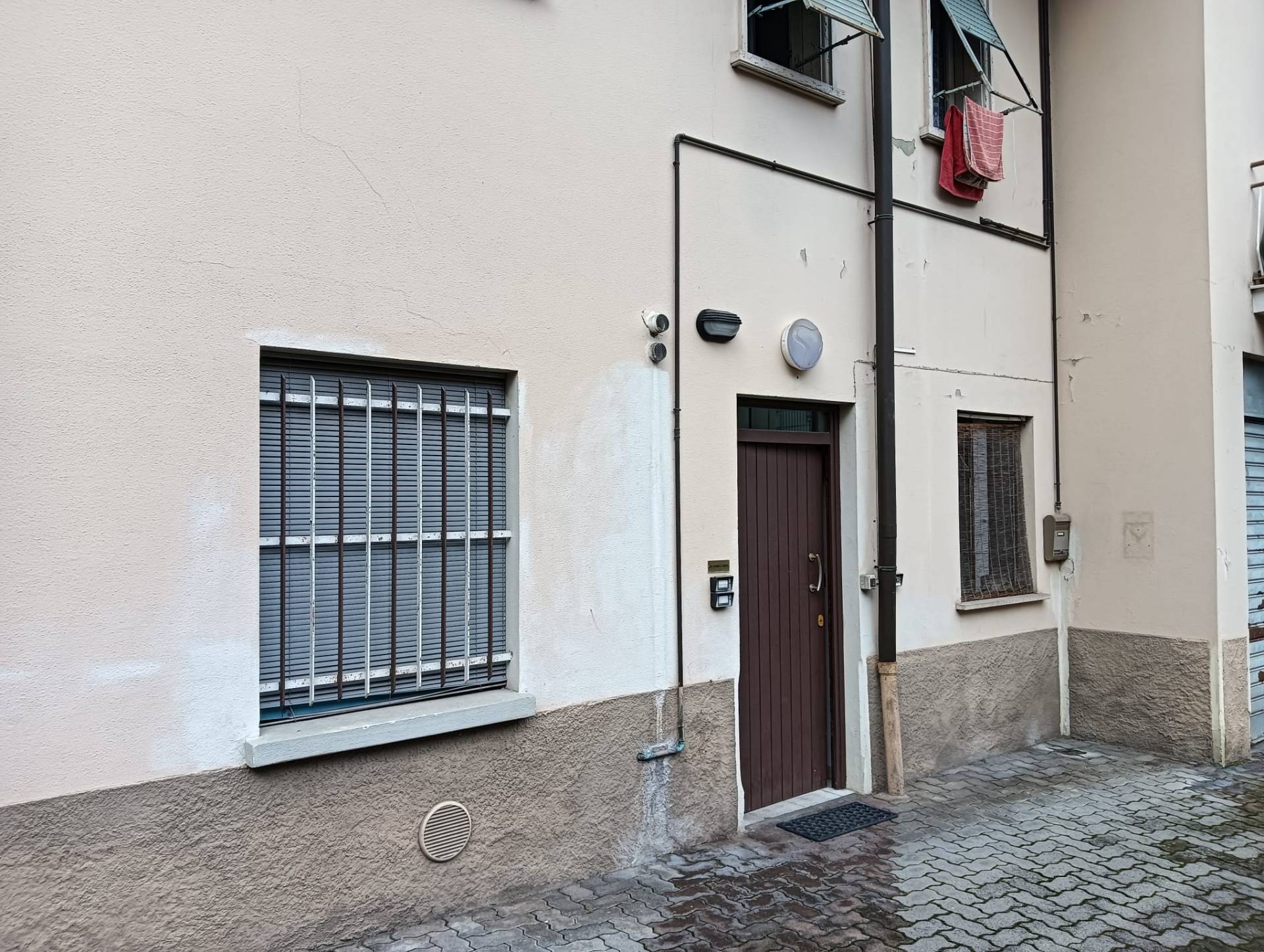 Deposito in vendita a Salsomaggiore Terme