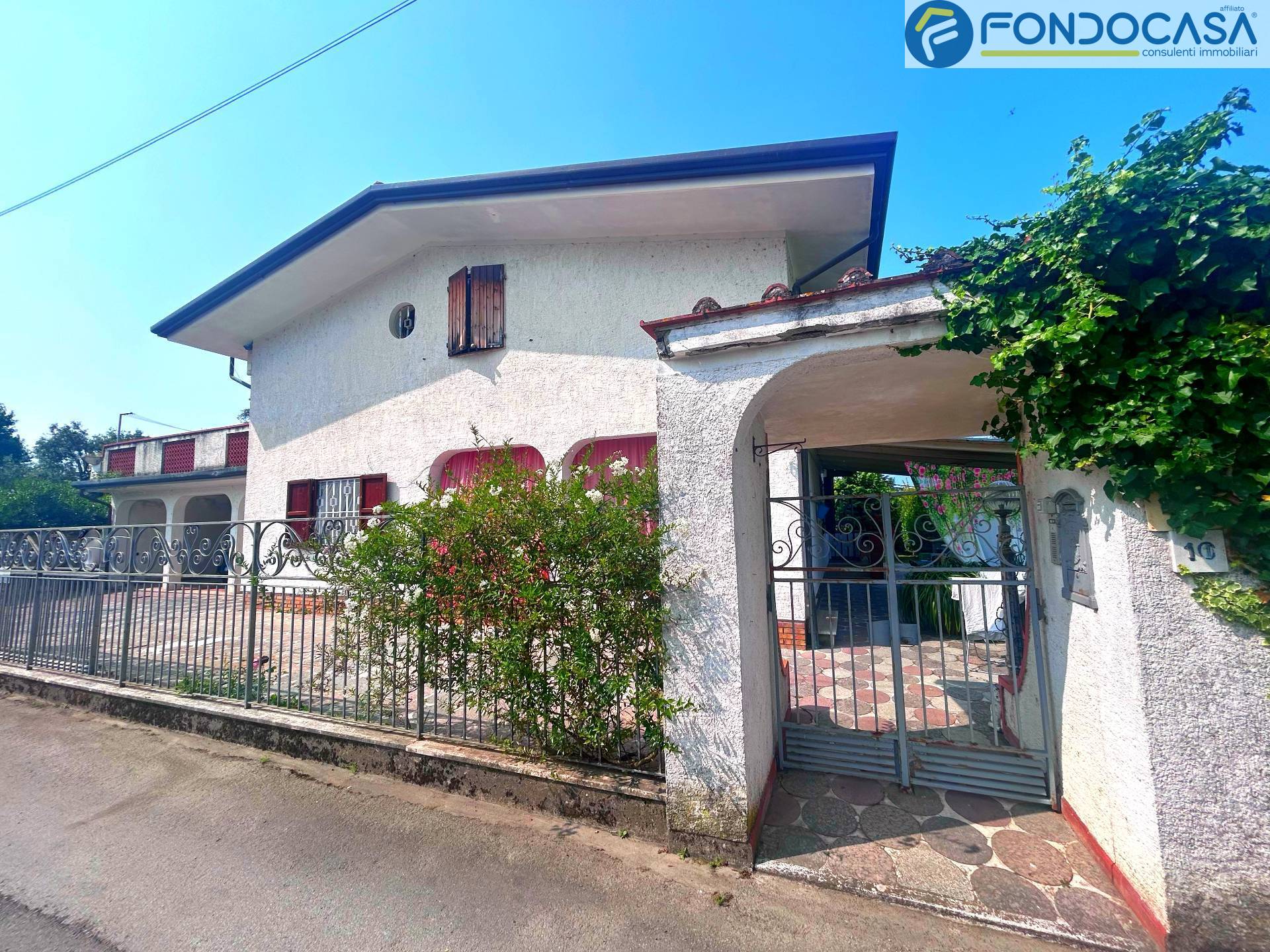Villa in vendita a Pietrasanta, Strettoia