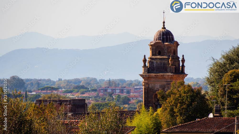 Villa trifamiliare in vendita a Pietrasanta, Ponterosso