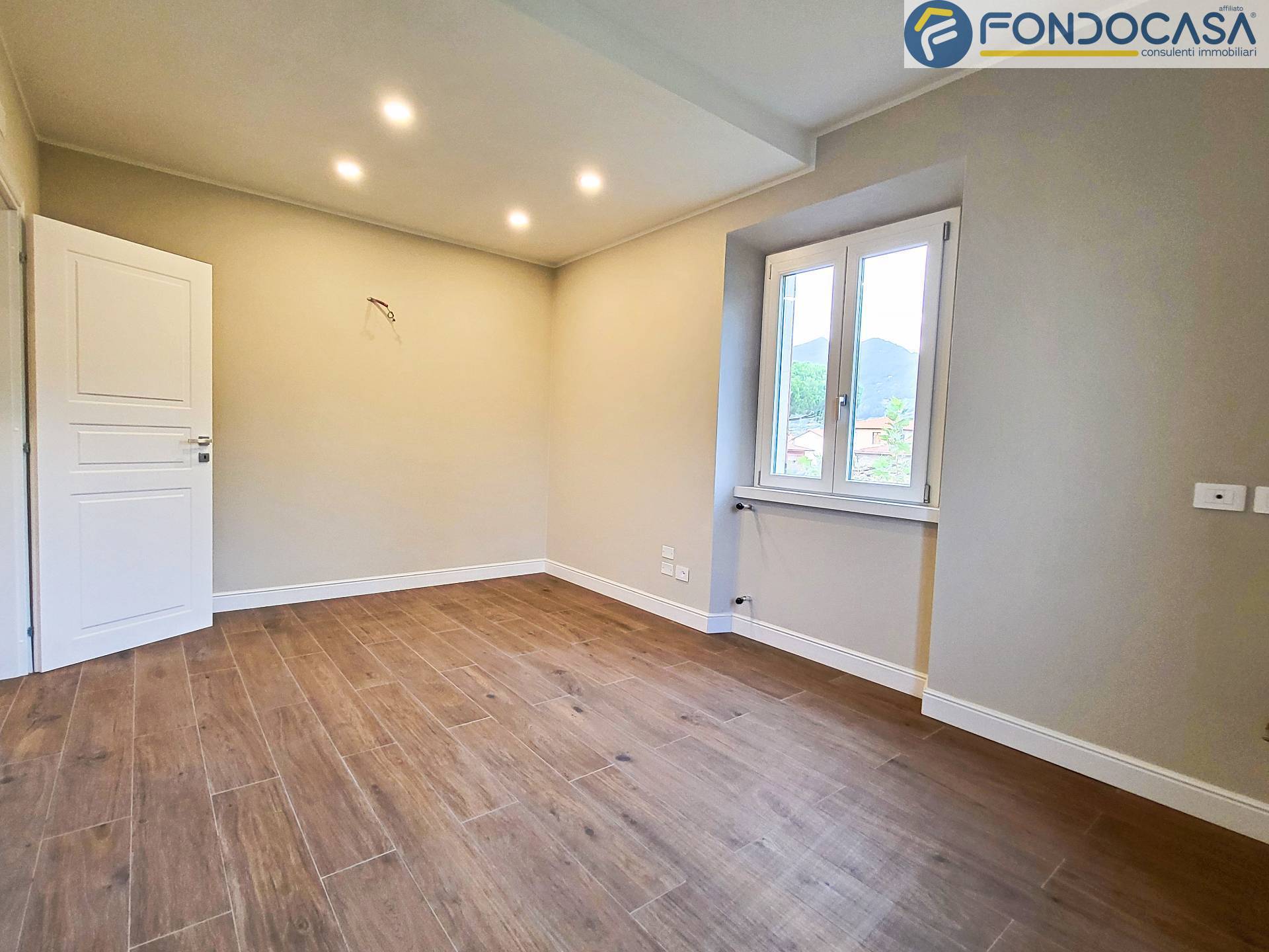 Appartamento in vendita a Seravezza, Pozzi