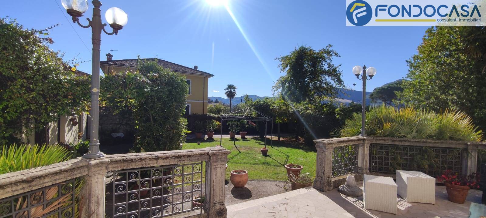 Abitazioni tipiche storiche in vendita a Barga