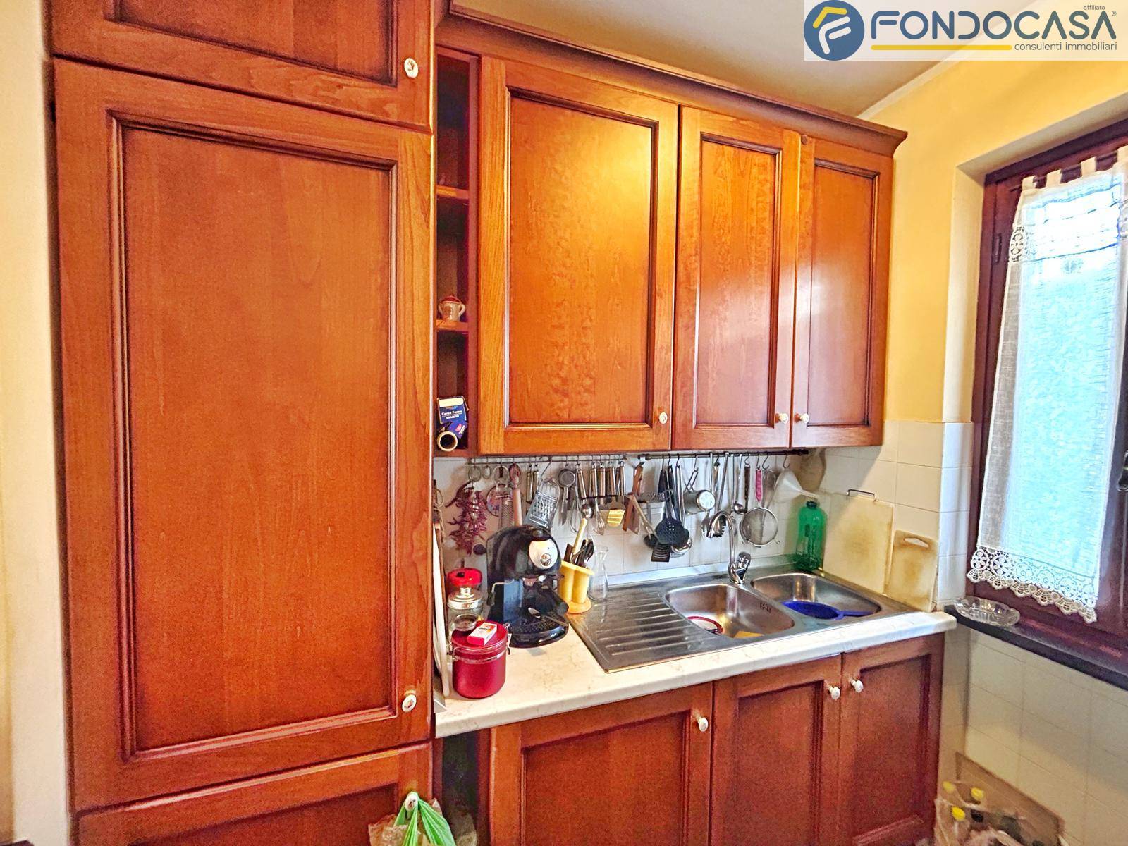 Villa bifamiliare in vendita a Montignoso