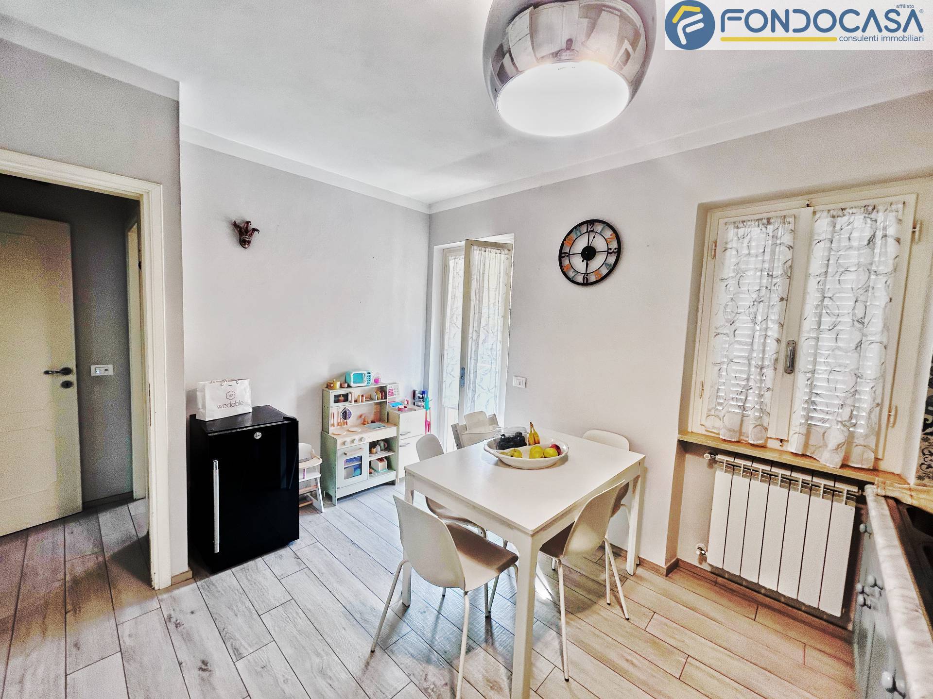 Villa trifamiliare in vendita a Seravezza, Querceta