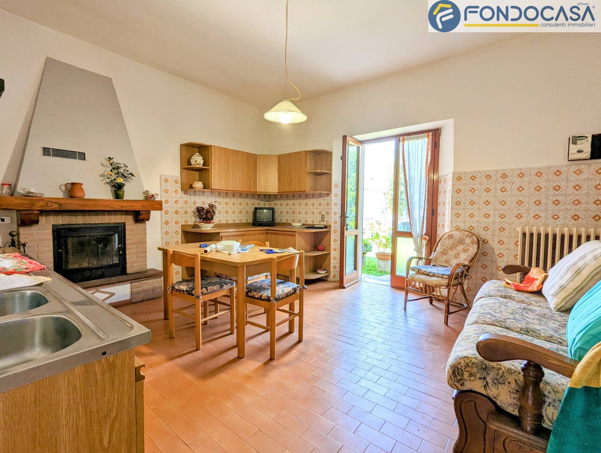 Villa bifamiliare in vendita a Seravezza, Pozzi