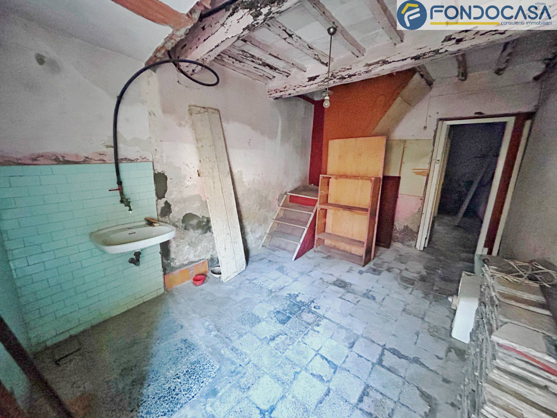 Rustico in vendita a Montignoso, Capanne