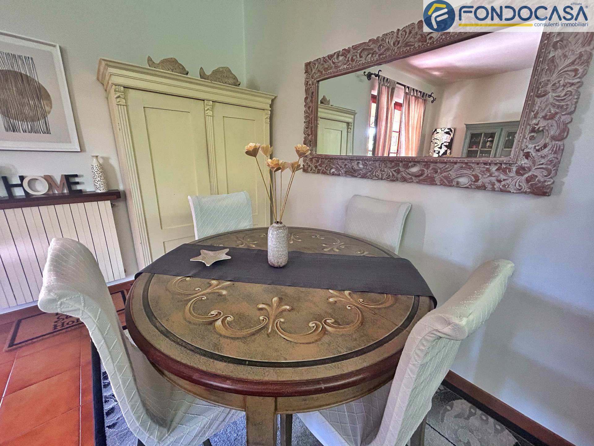 Villa trifamiliare in vendita a Pietrasanta, Crociale