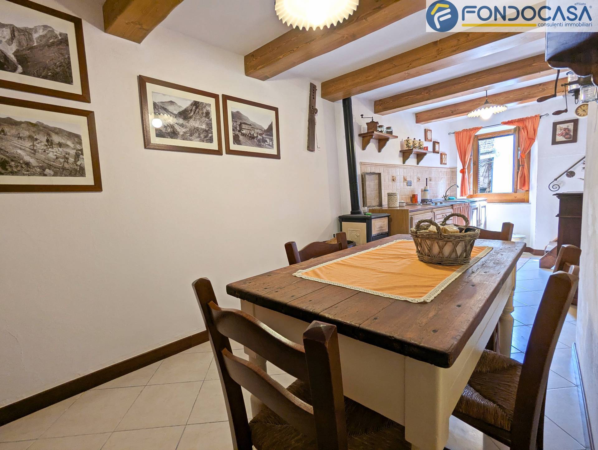 Casa indipendente in vendita a Stazzema, Levigliani