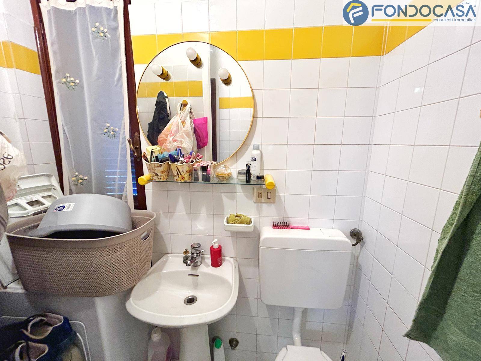 Villa bifamiliare in vendita a Montignoso