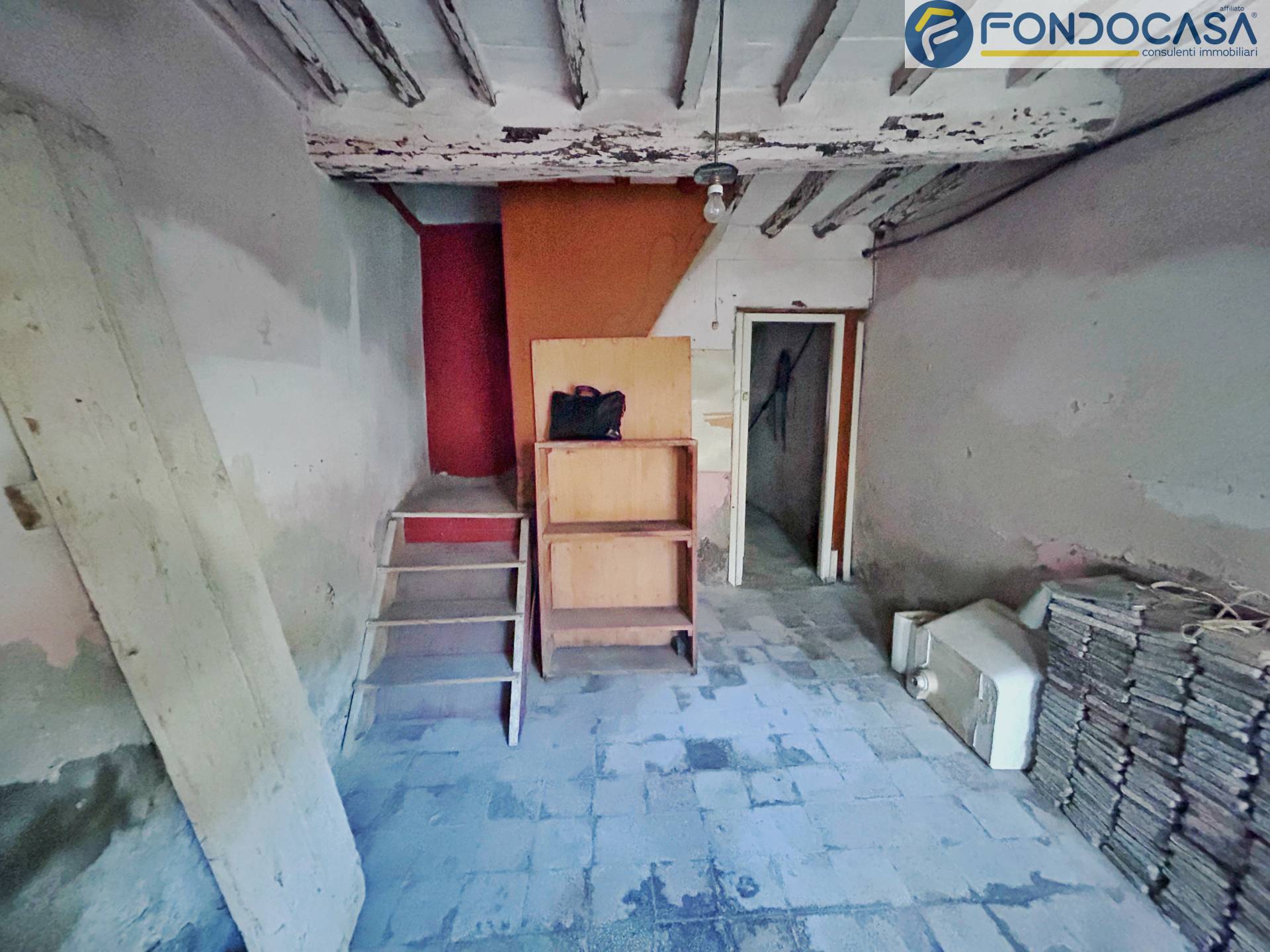 Rustico in vendita a Montignoso, Capanne