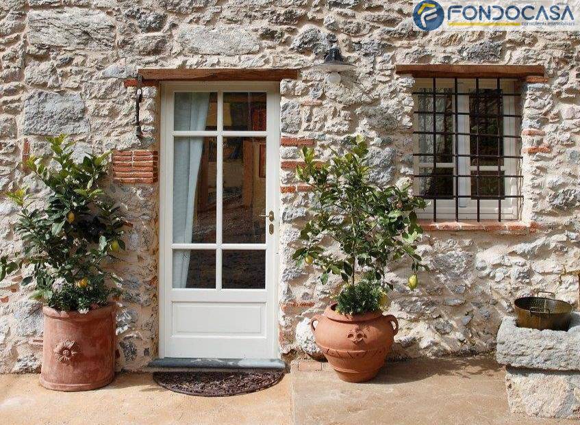 Casale di campagna in vendita a Camaiore