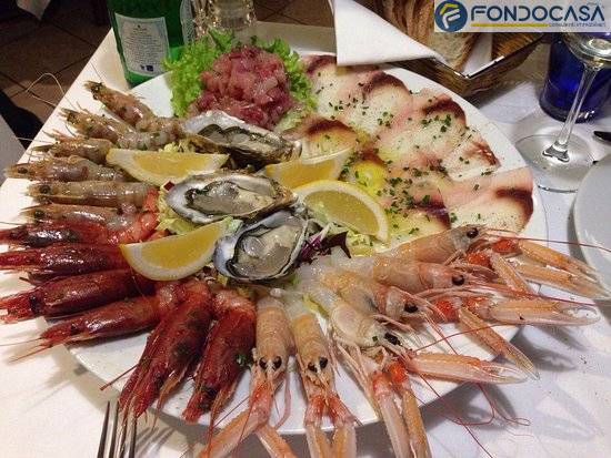 Ristorante pizzeria in vendita a Pietrasanta