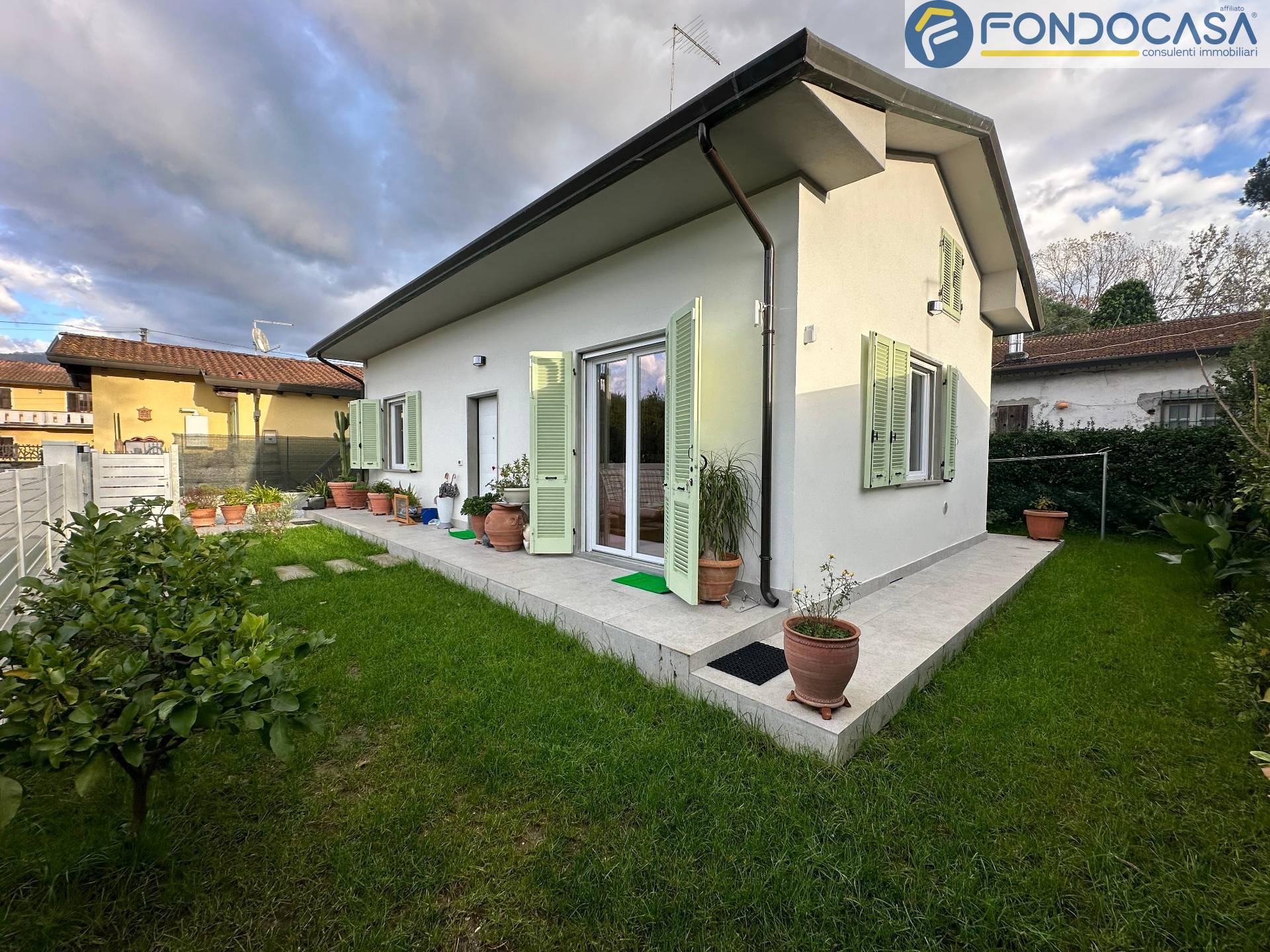 Casa singola in vendita a Massa, Ronchi