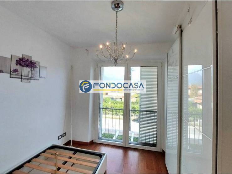 Villa bifamiliare in vendita a Camaiore, Lido di Camaiore