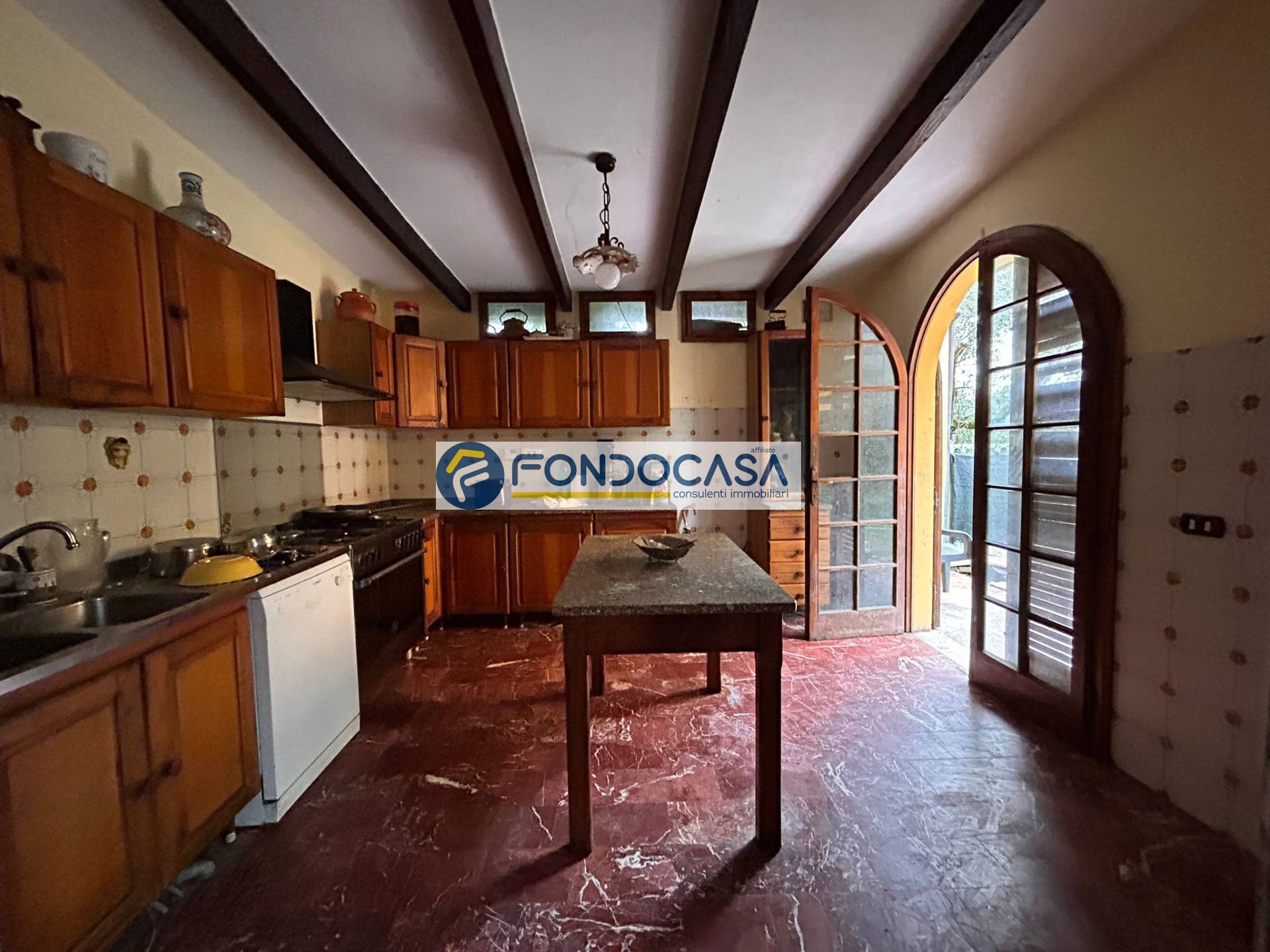 Villa bifamiliare in vendita a Seravezza, Querceta