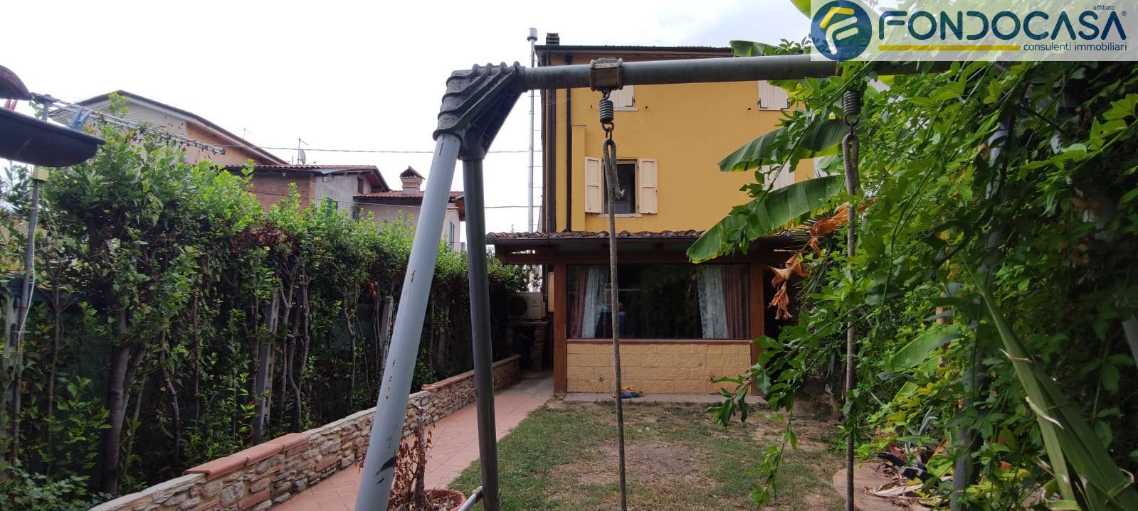 Semindipendente in vendita a Seravezza, Querceta