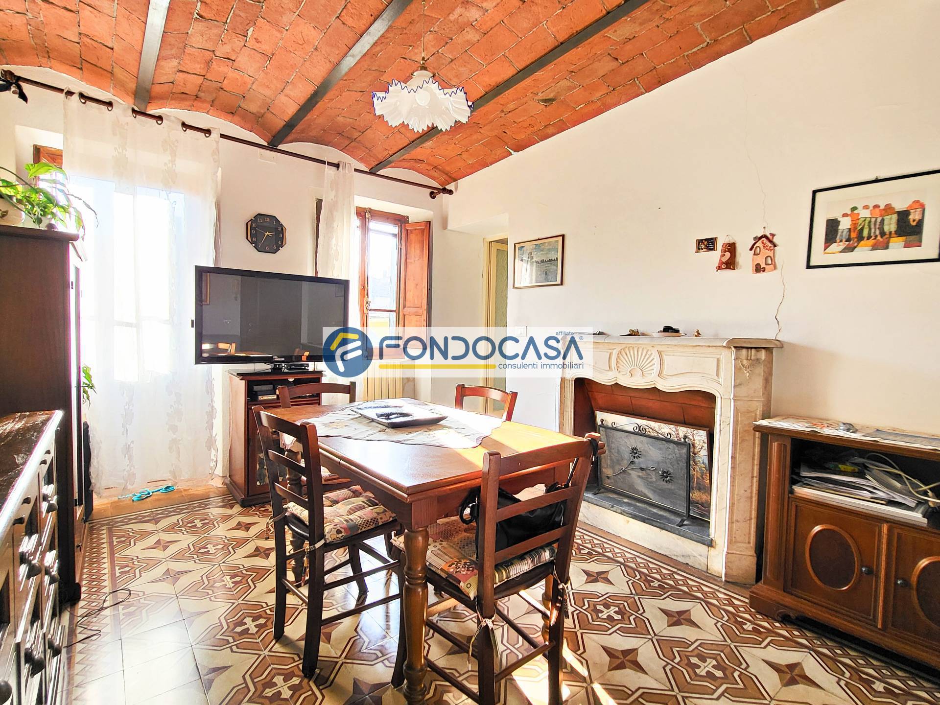 Appartamento in vendita a Pietrasanta, Centro Storico