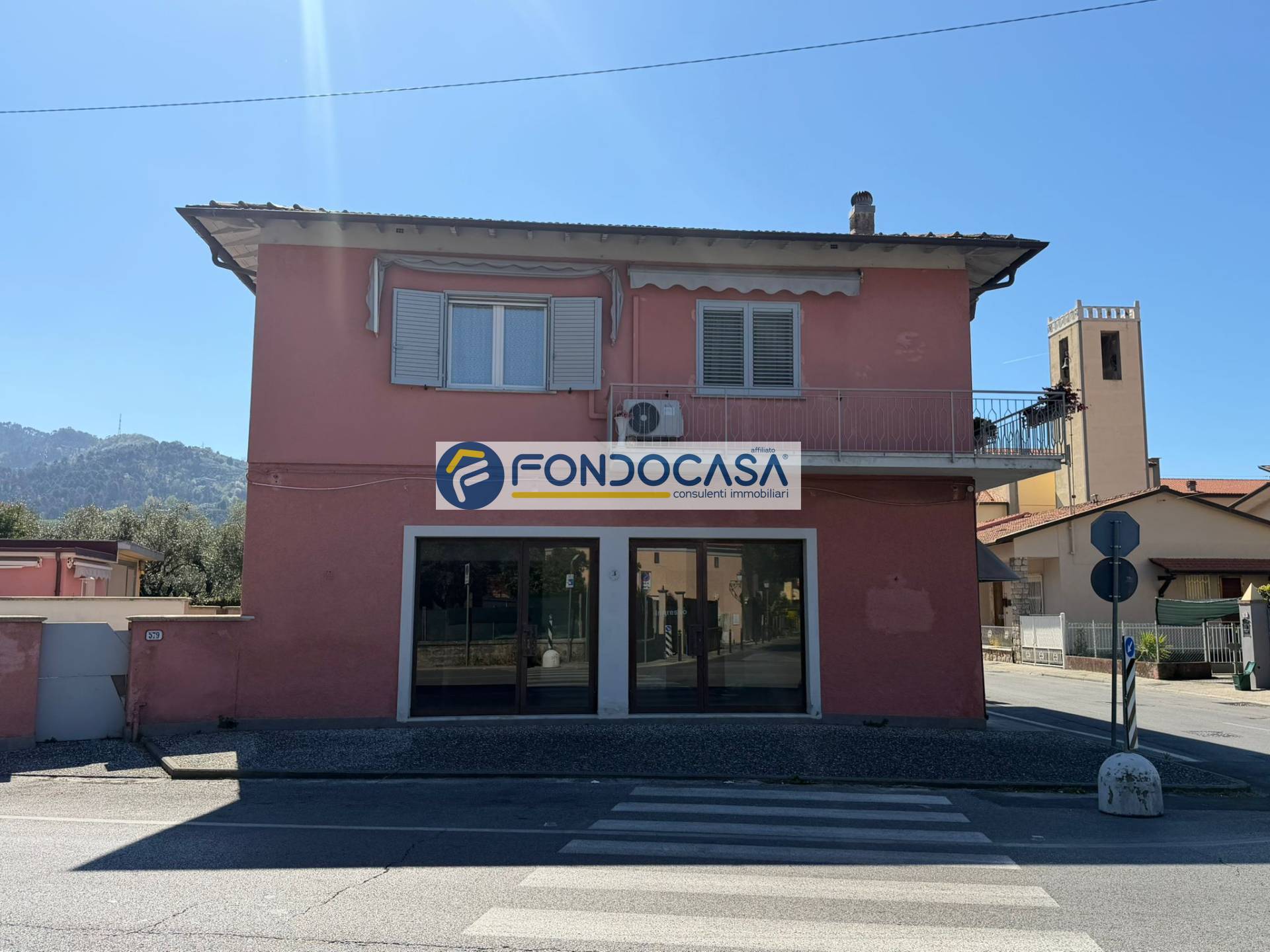 Villa bifamiliare in vendita a Seravezza, Pozzi