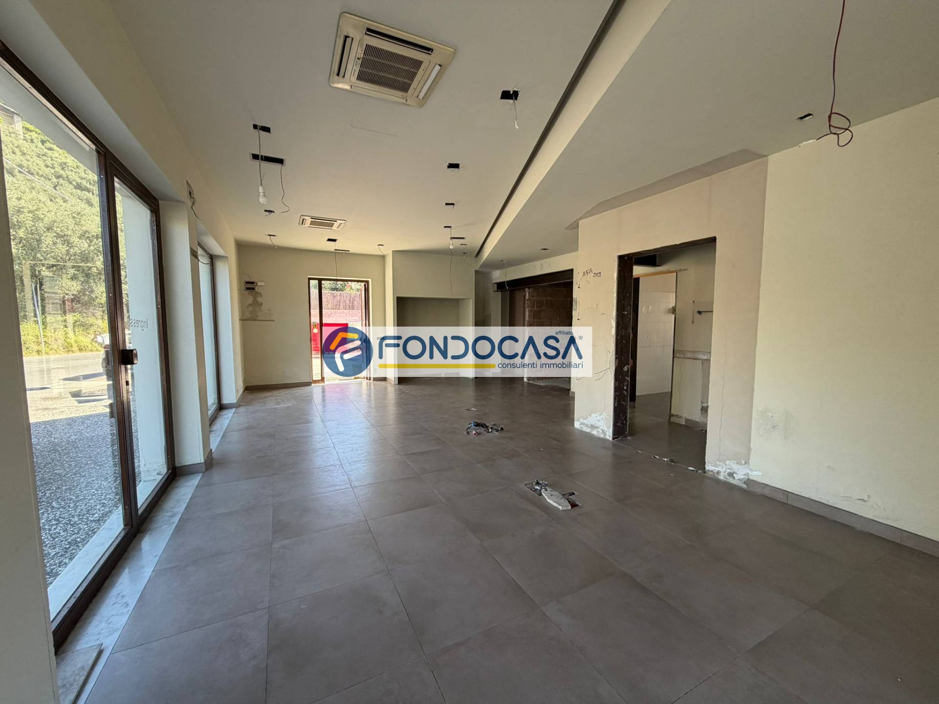 Villa bifamiliare in vendita a Seravezza, Pozzi