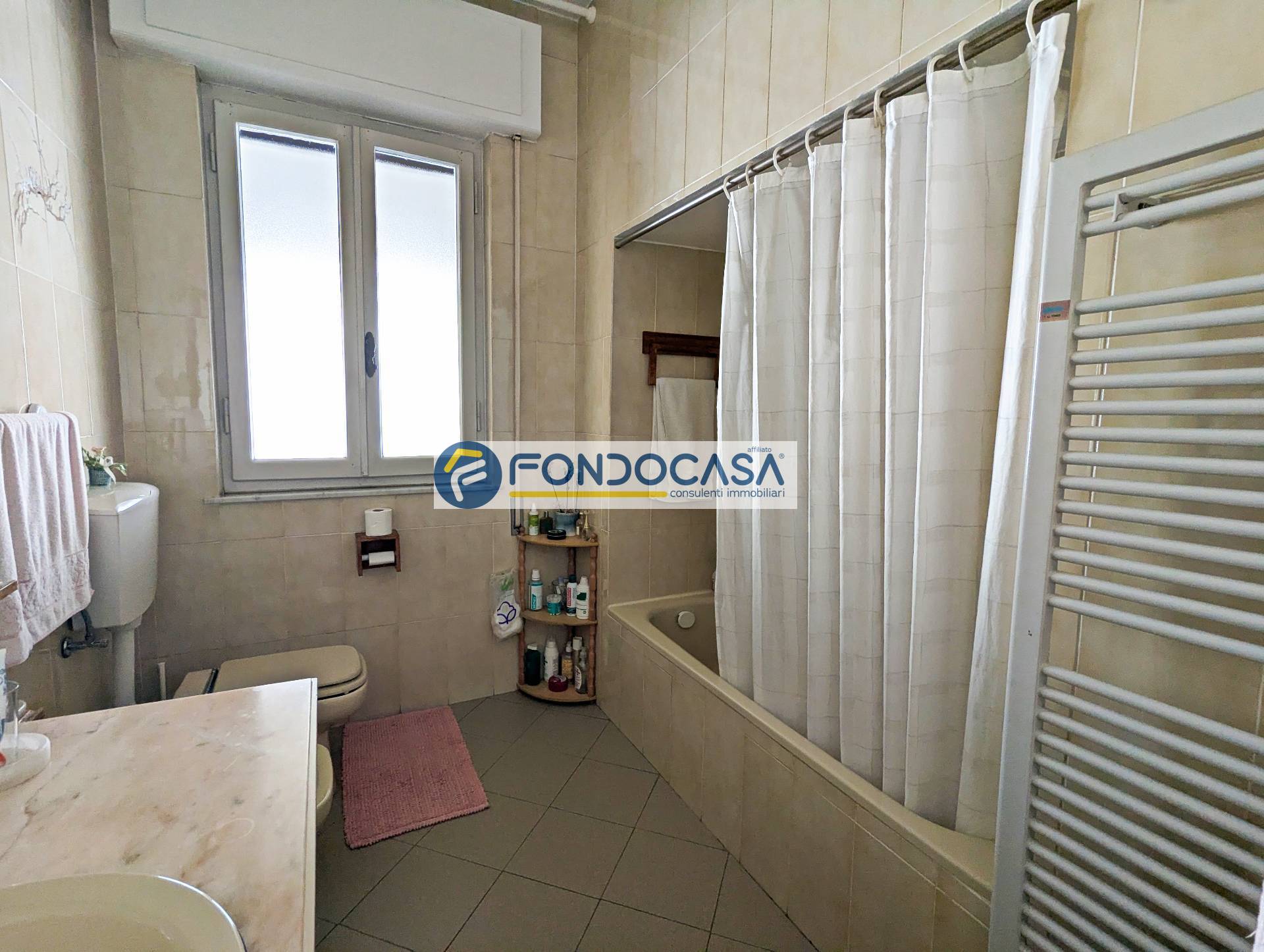 Villa in vendita a Camaiore, Lido di Camaiore
