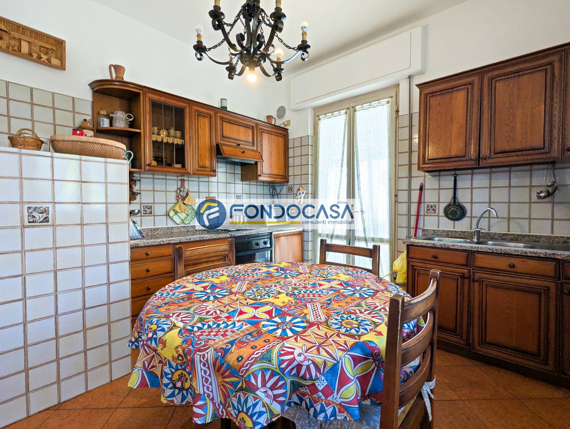 Villa in vendita a Camaiore, Lido di Camaiore