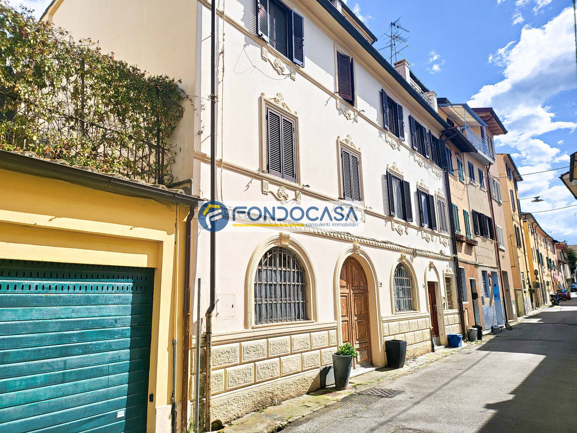 Appartamento in vendita a Pietrasanta, Centro Storico