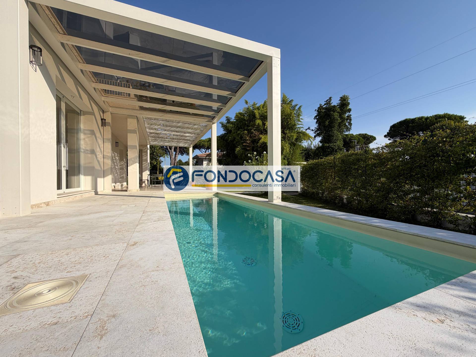 Villa in vendita a Forte dei Marmi, Caranna