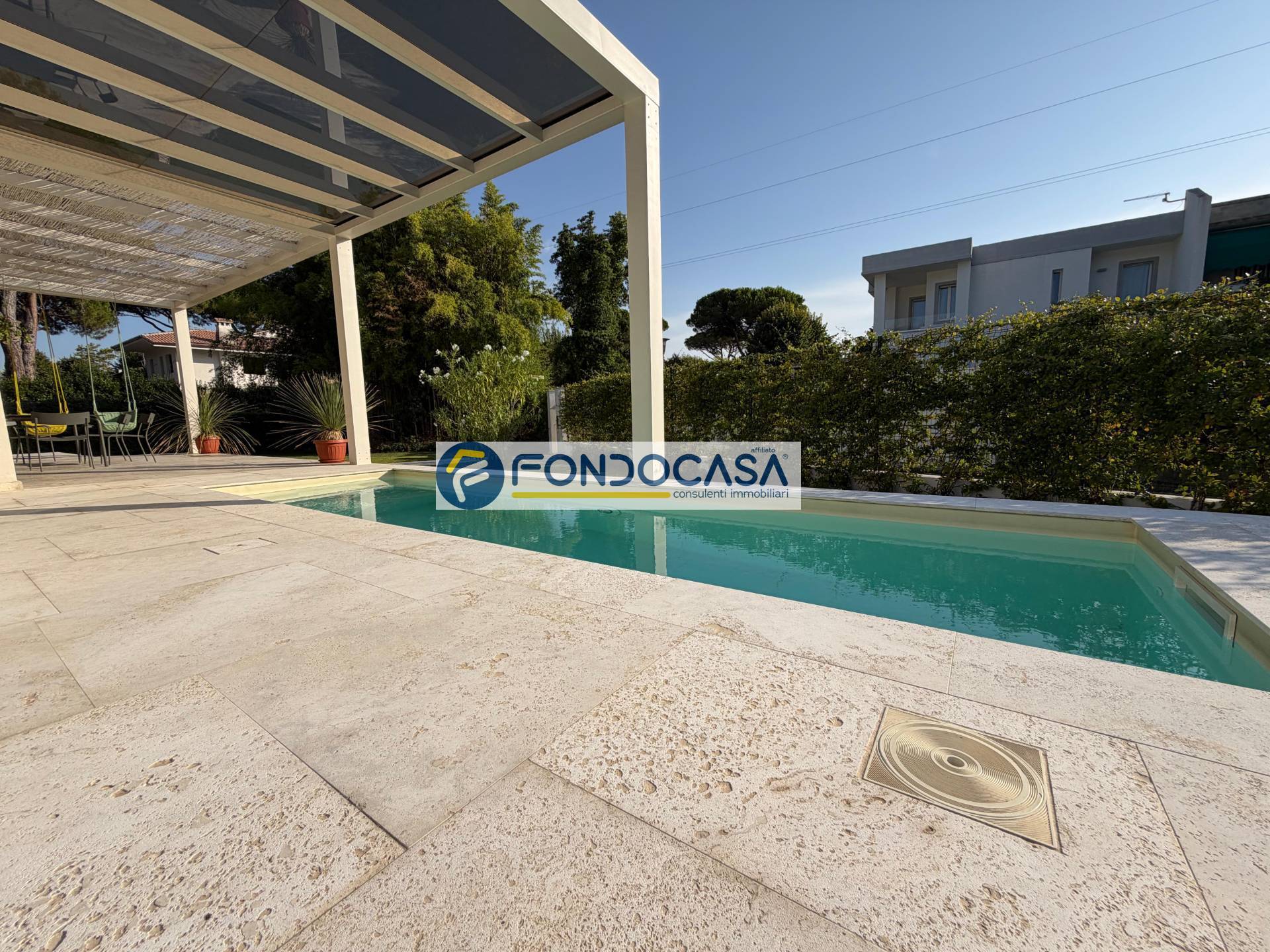 Villa in vendita a Forte dei Marmi, Caranna