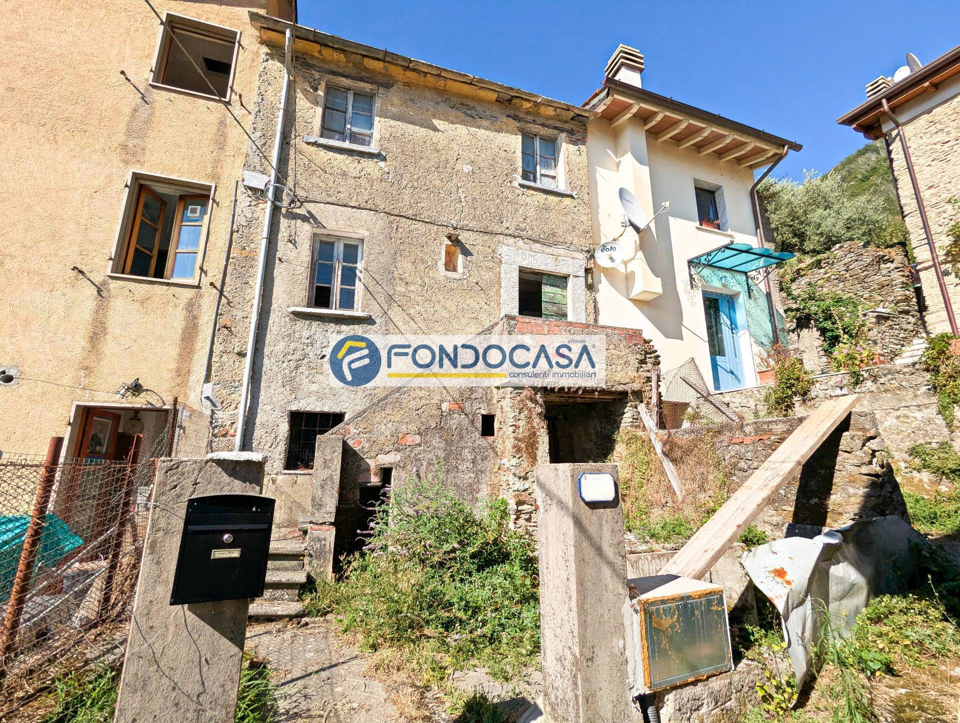 Rustico in vendita a Seravezza, Azzano