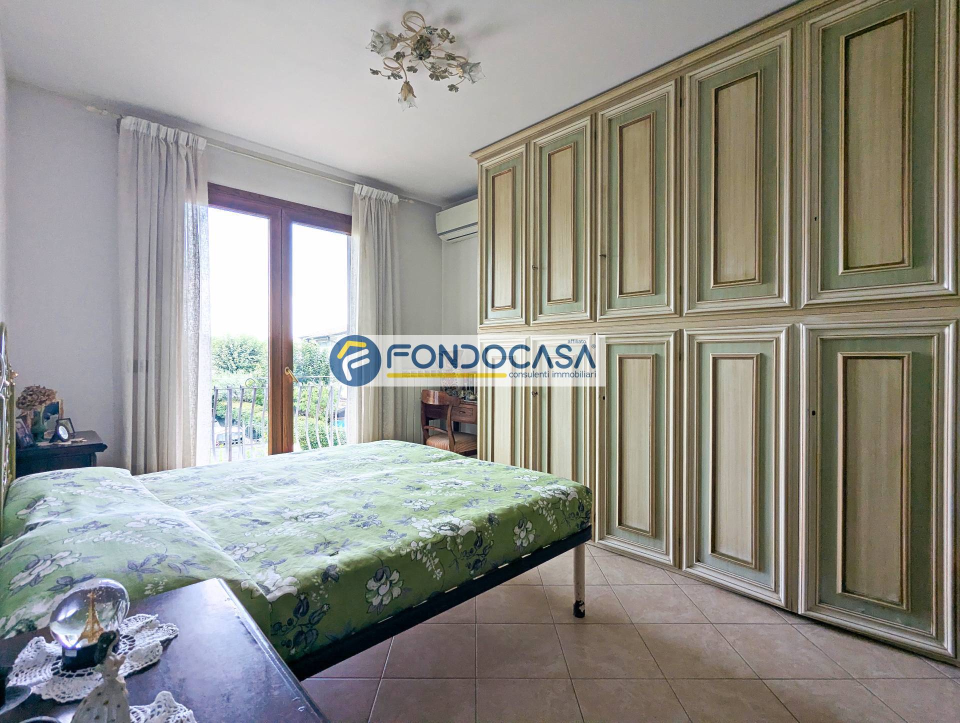 Villa bifamiliare in vendita a Pietrasanta, Marina di Pietrasanta