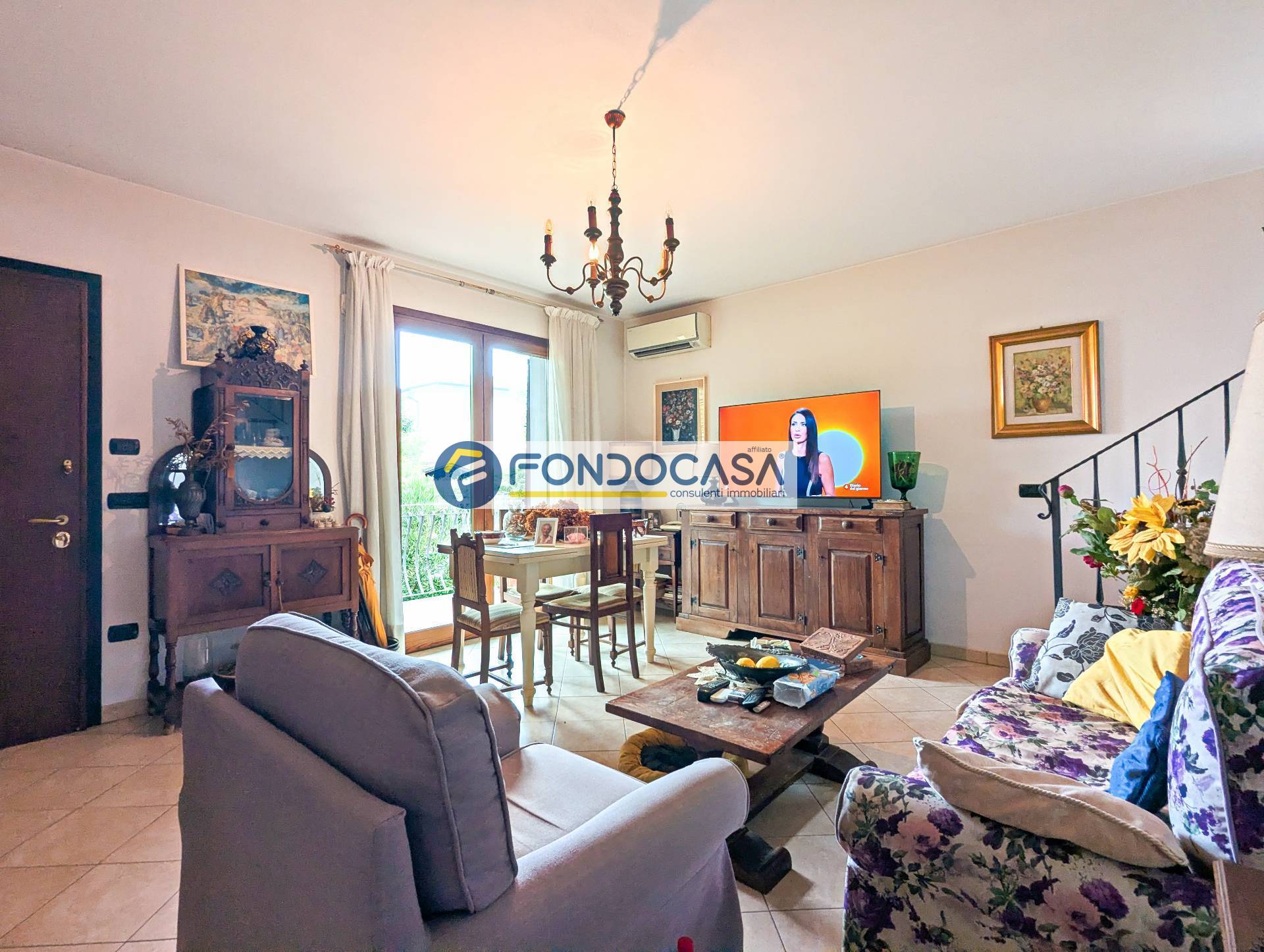 Villa bifamiliare in vendita a Pietrasanta, Marina di Pietrasanta