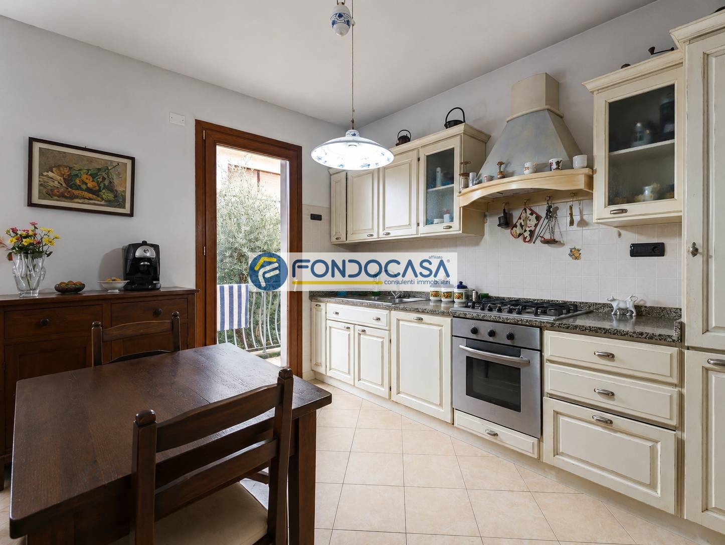 Villa bifamiliare in vendita a Pietrasanta, Marina di Pietrasanta