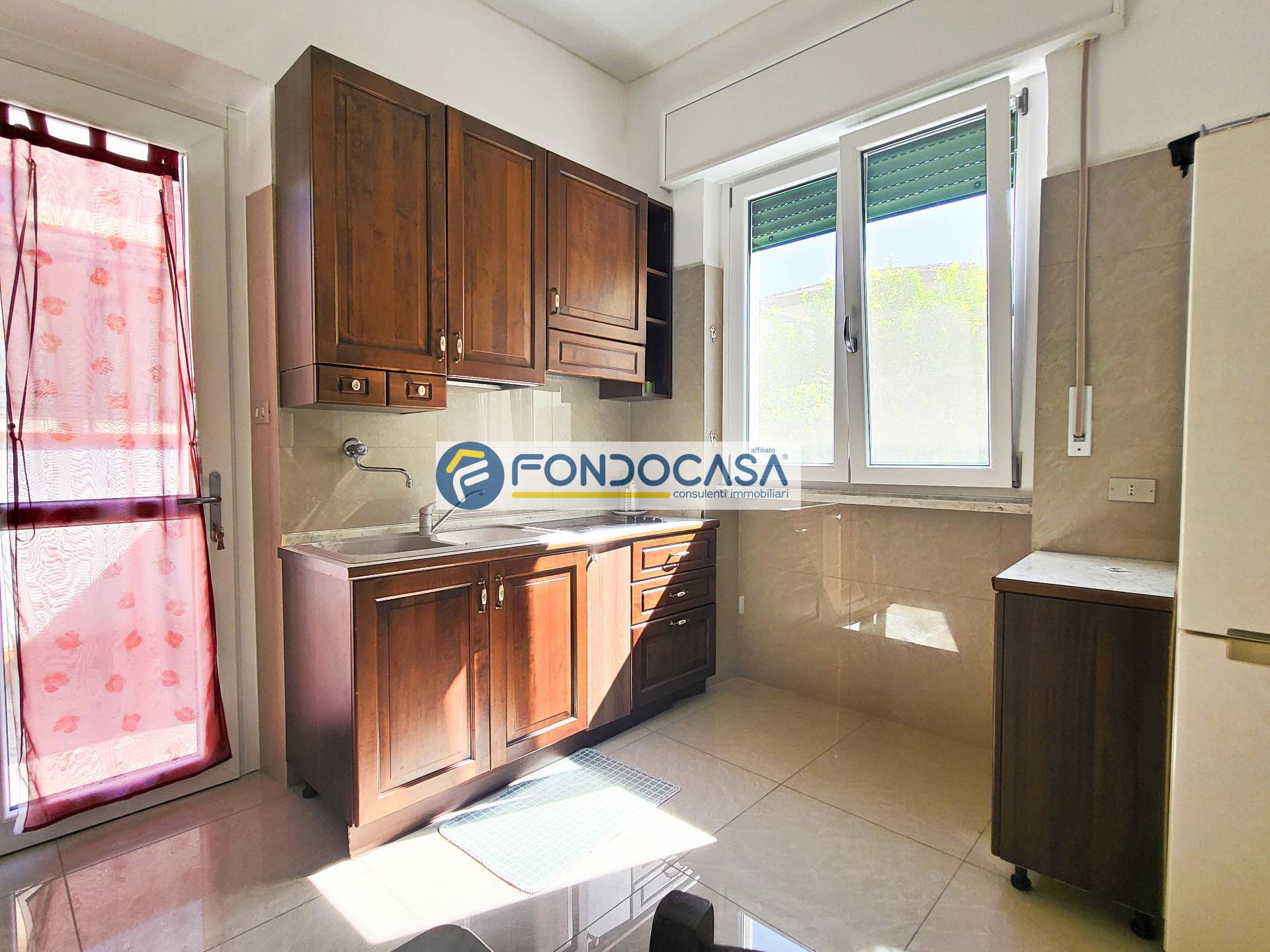 Villa in vendita a Camaiore, Lido di Camaiore