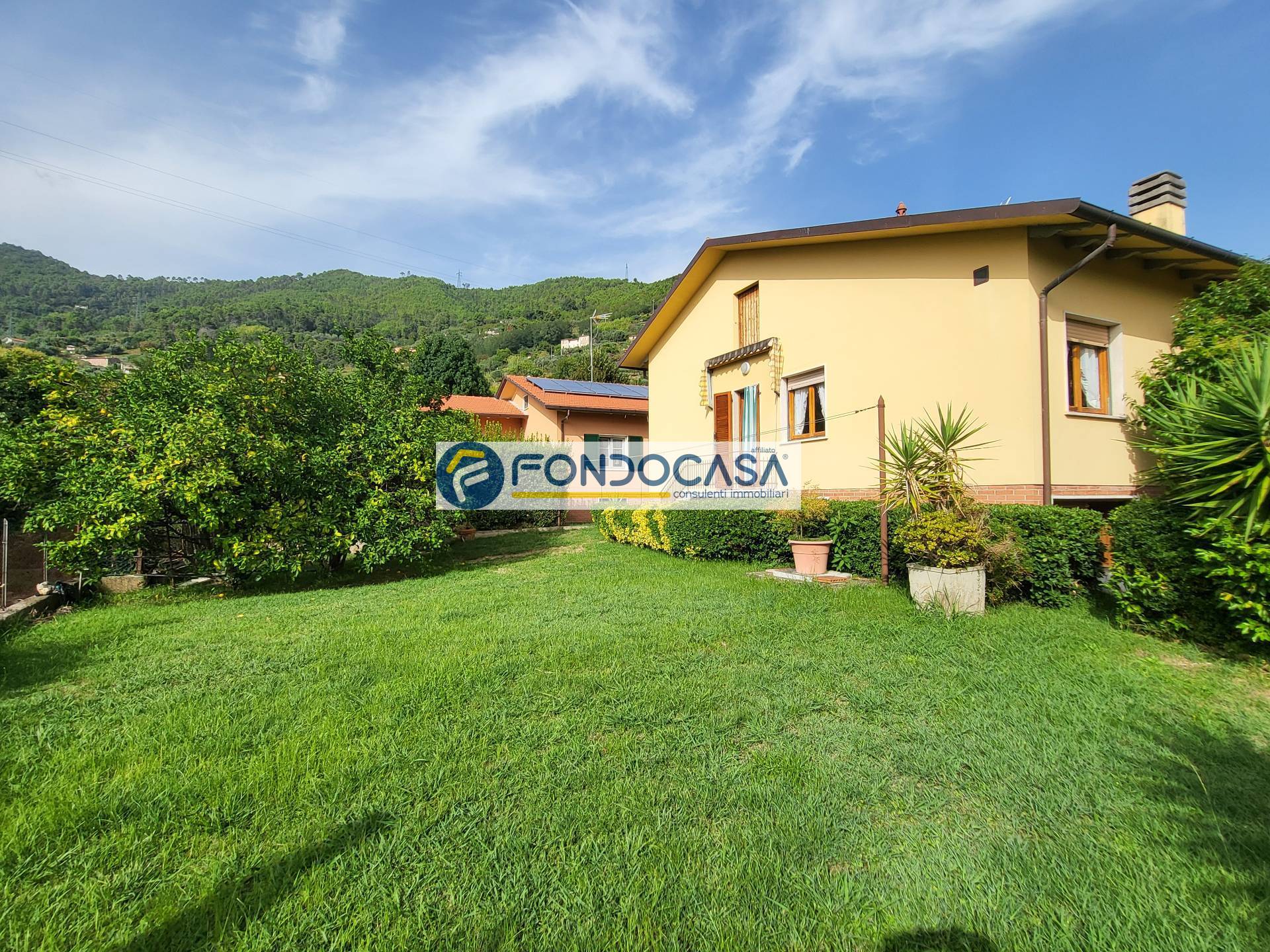 Villa in vendita a Seravezza, Pozzi