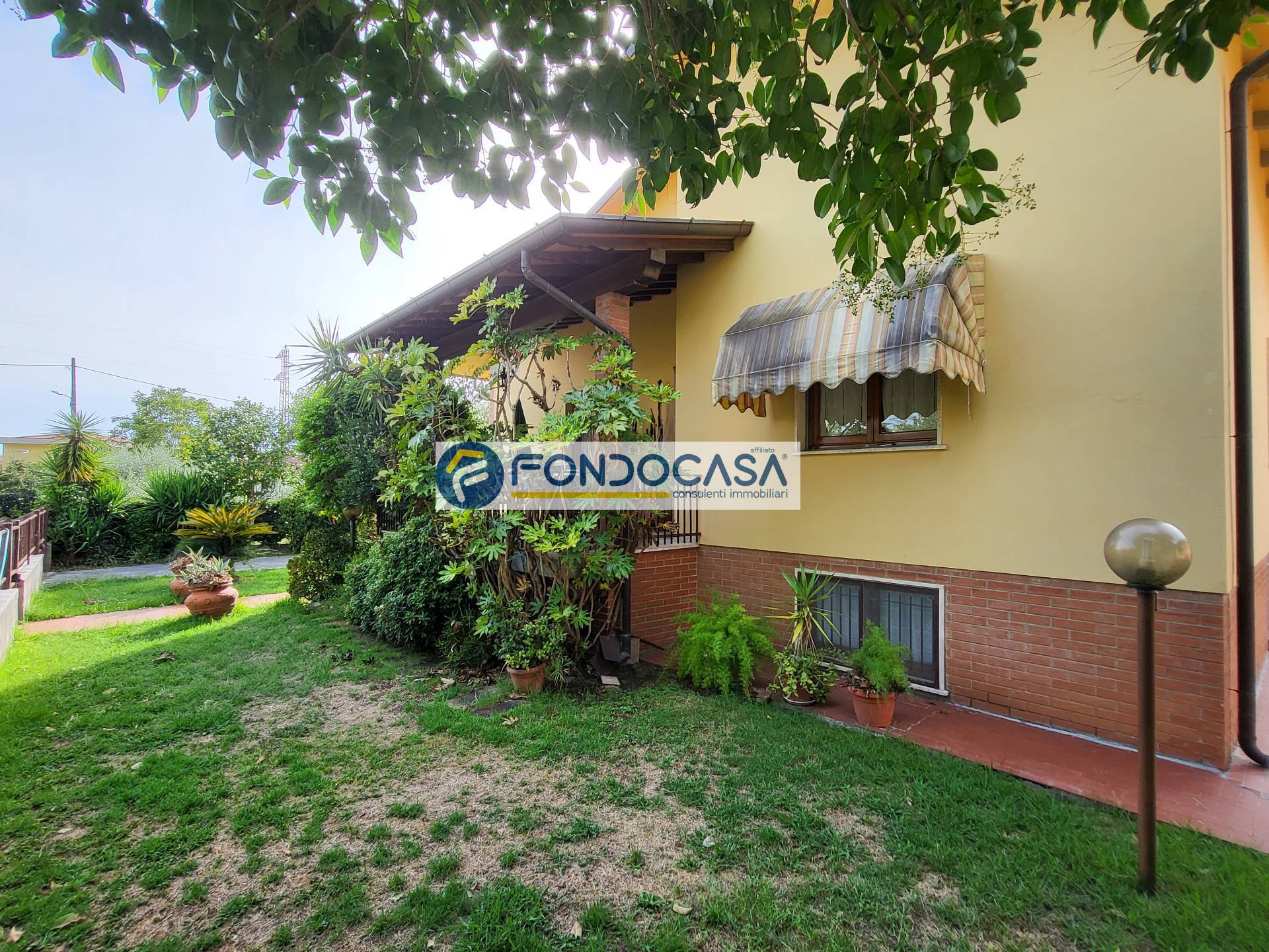 Villa in vendita a Seravezza, Pozzi