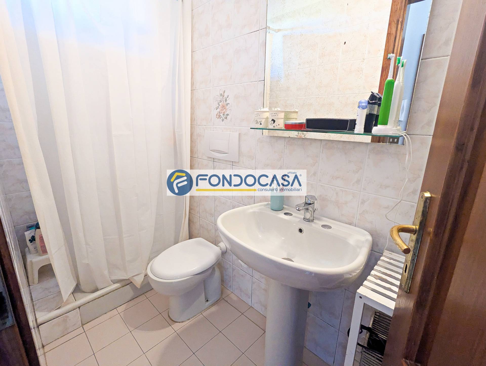 Villa bifamiliare in vendita a Pietrasanta, Centro Storico