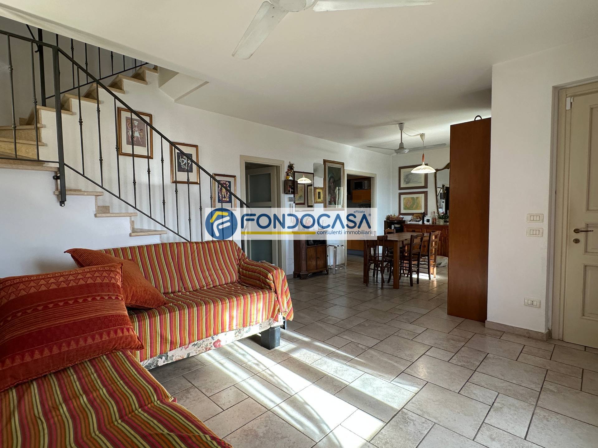 Villa bifamiliare in vendita a Camaiore, Capezzano Pianore