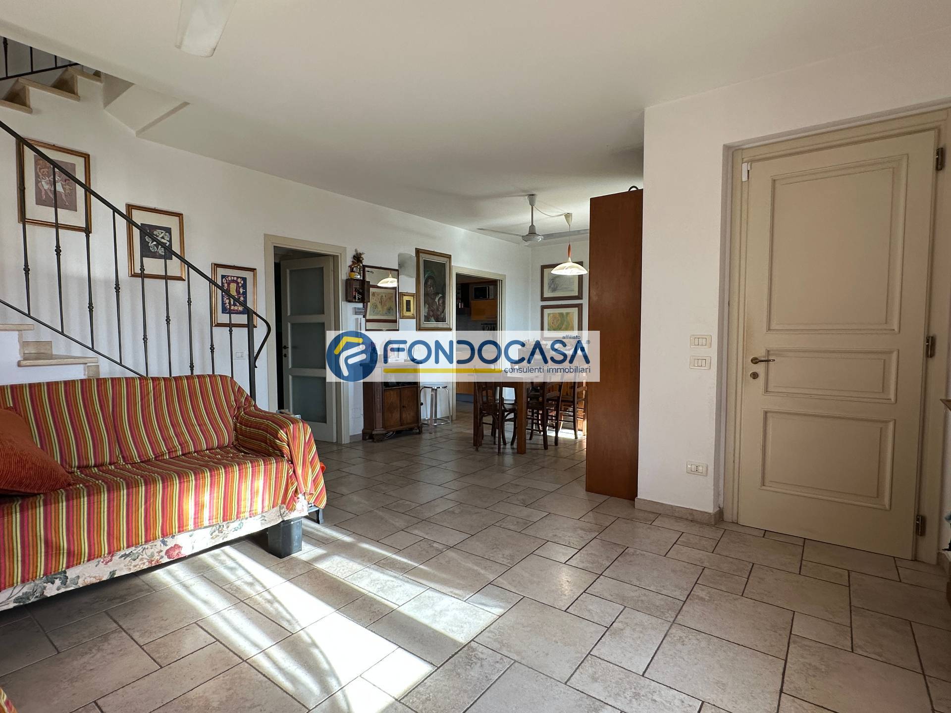 Villa bifamiliare in vendita a Camaiore, Capezzano Pianore
