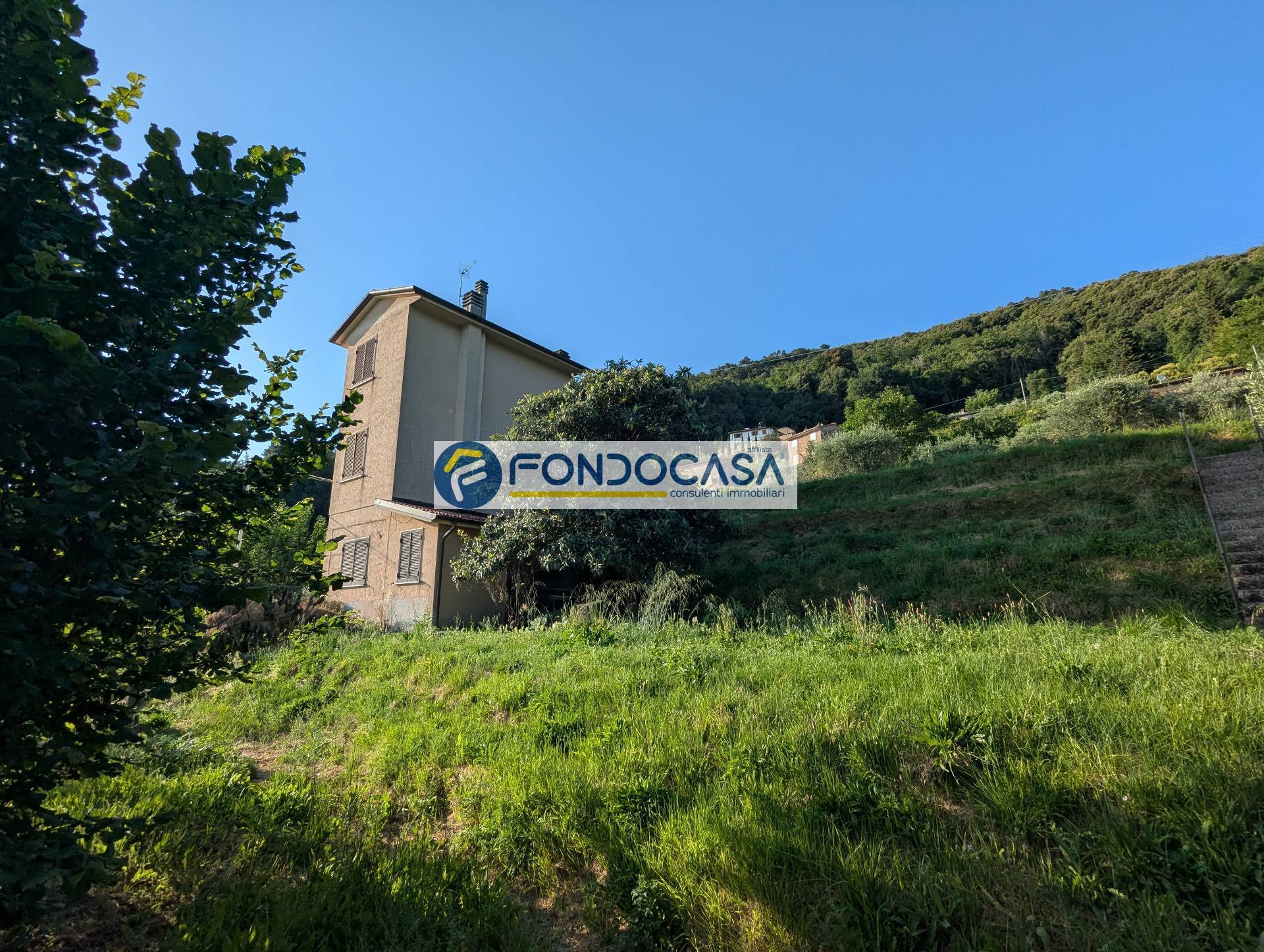 Villa in vendita a Pietrasanta, Capezzano Monte