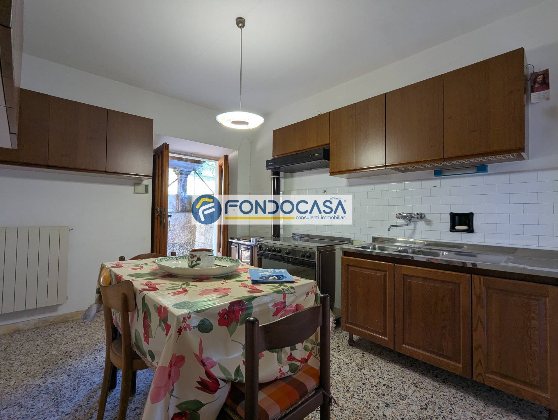 Villa in vendita a Pietrasanta, Capezzano Monte
