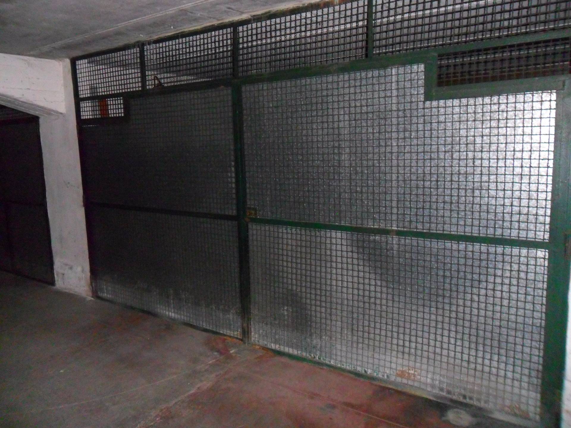 Garage/Box/Cantina/Posto Auto in affitto a Pisa, Pisanova