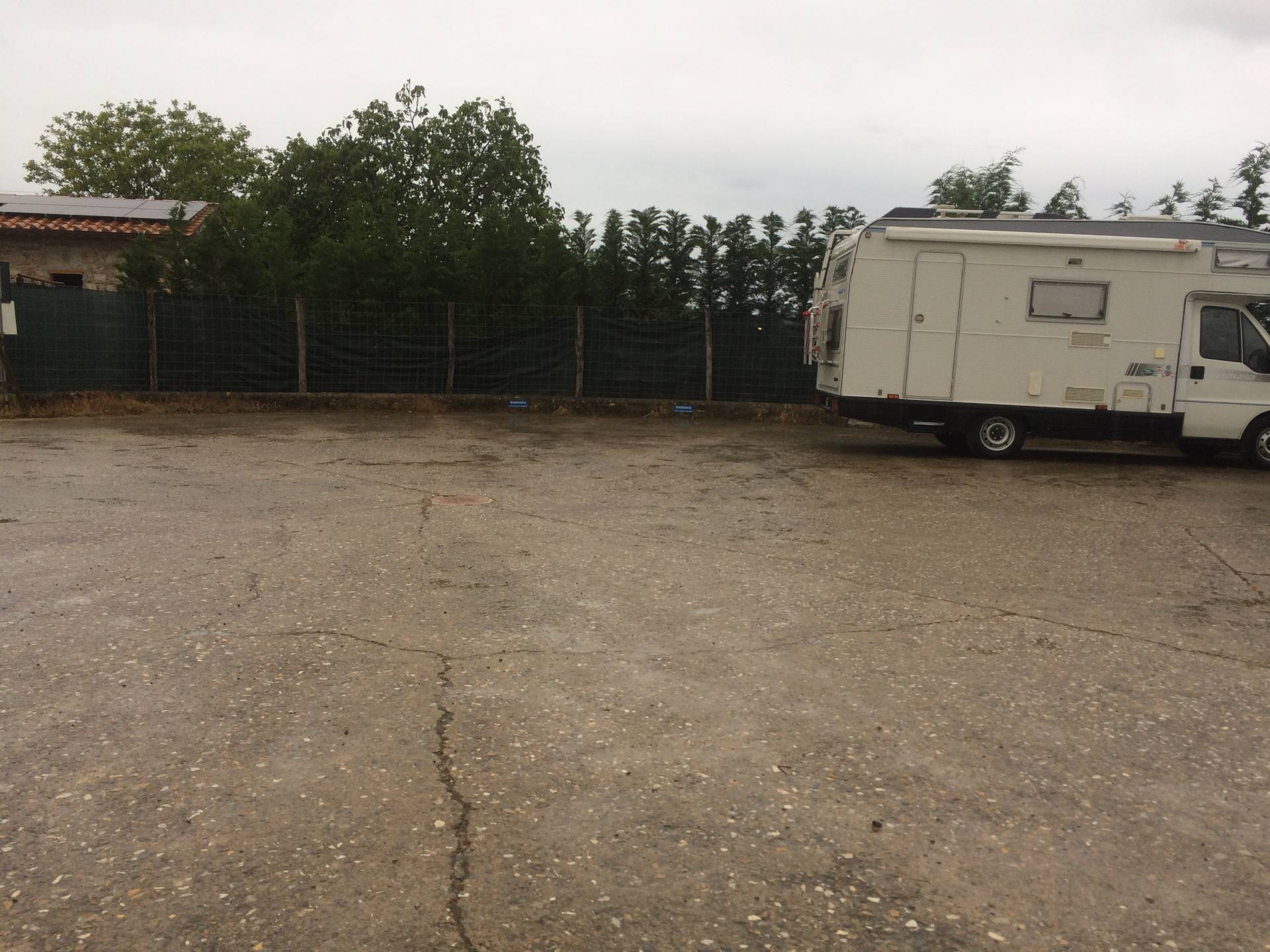 Garage/Box/Cantina/Posto Auto in affitto a Pisa, Ospedaletto