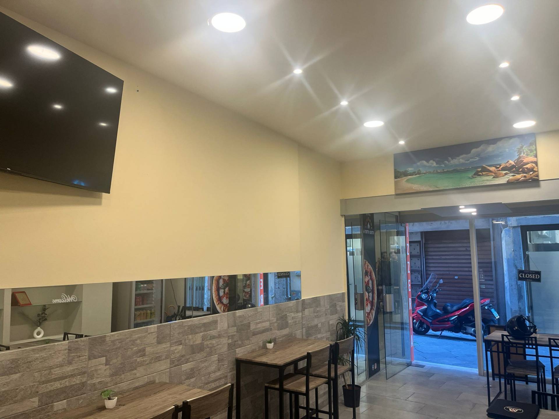 Fondo Commerciale in affitto a Pisa, San Francesco