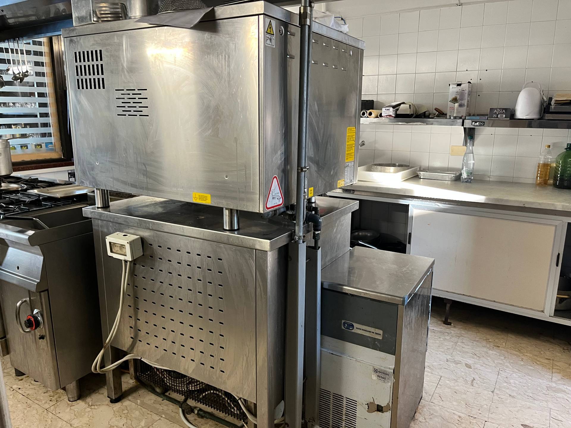 Attivit/licenza in affitto a Pisa, Tirrenia