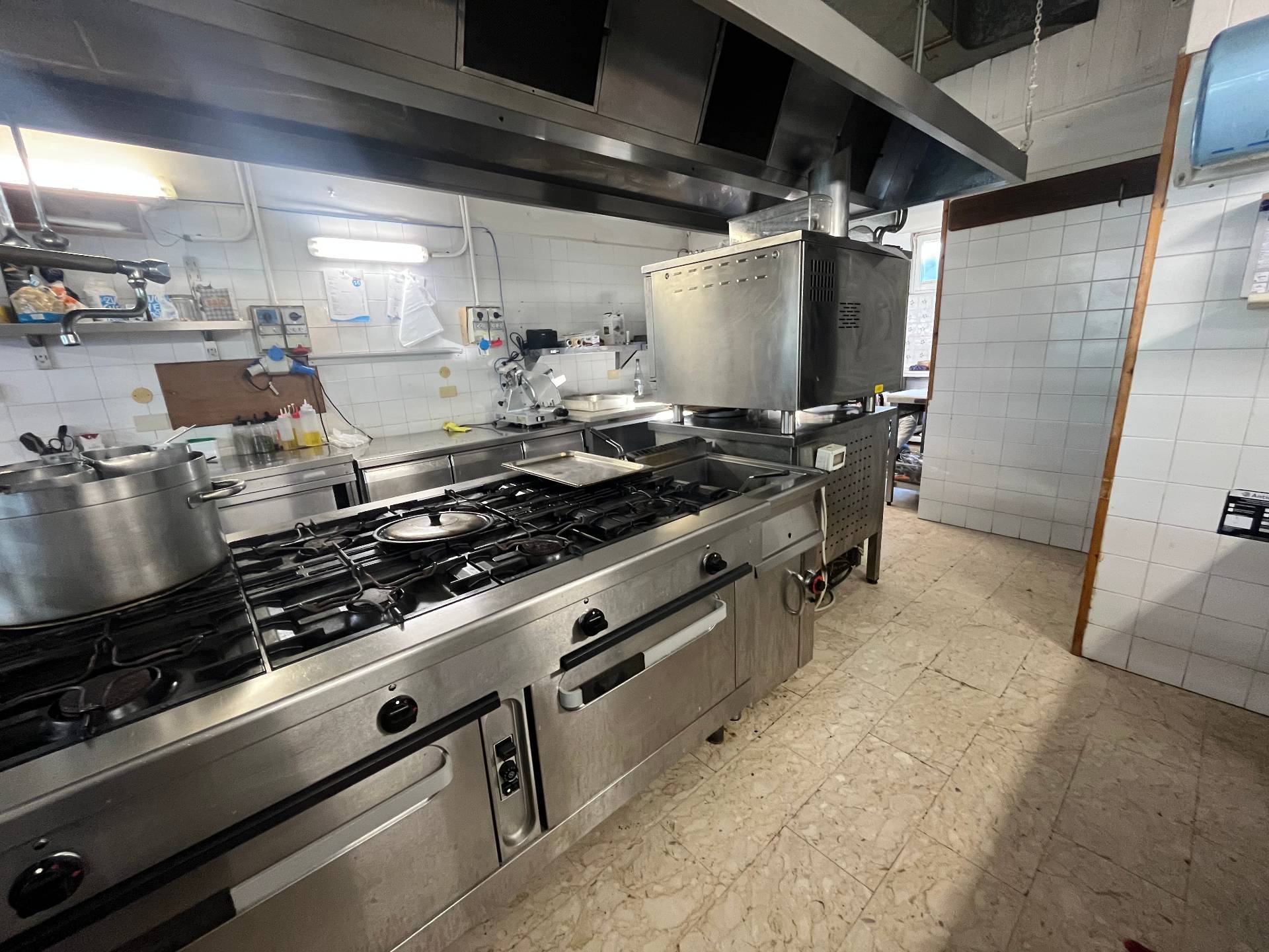 Attivit/licenza in affitto a Pisa, Tirrenia