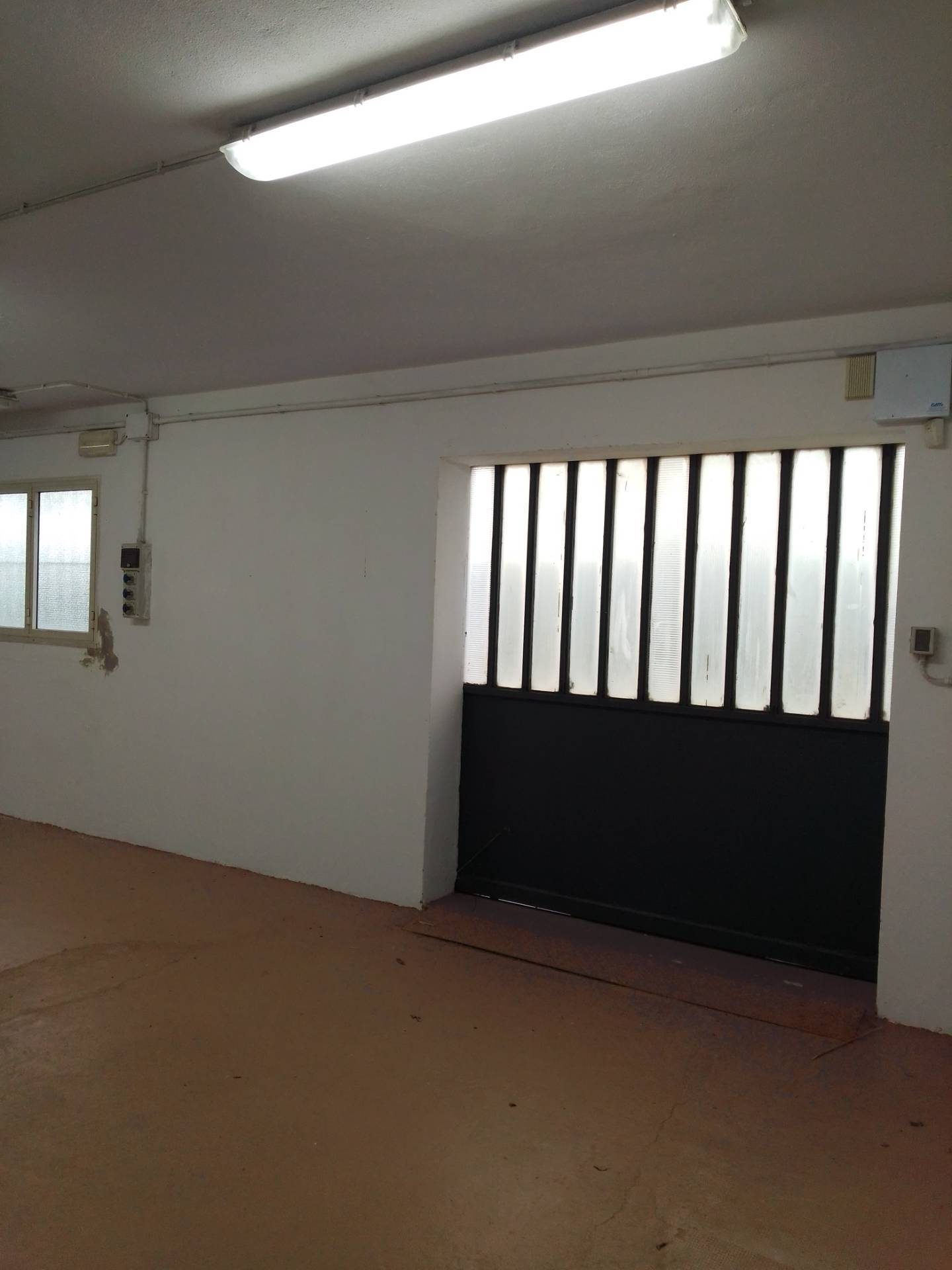 Fondo Commerciale in affitto a San Giuliano Terme, Mezzana