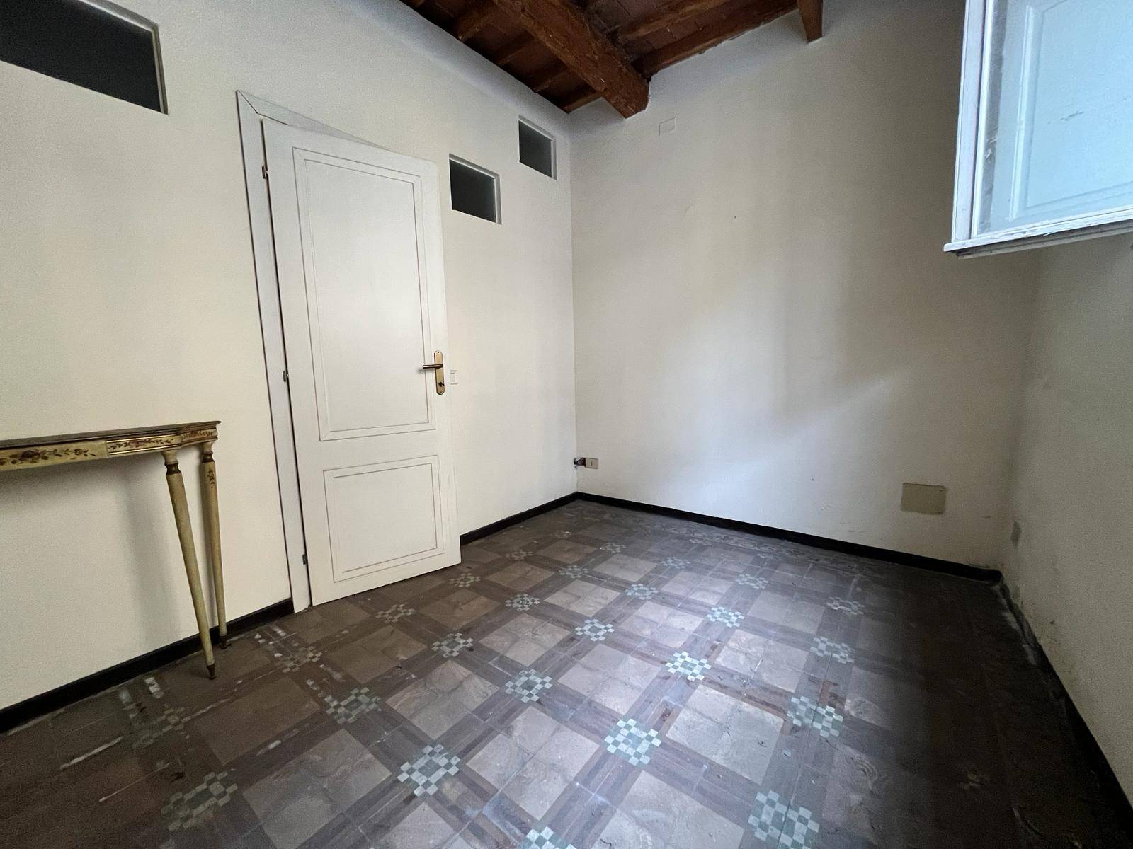 Magazzino in affitto a Pisa, San Francesco