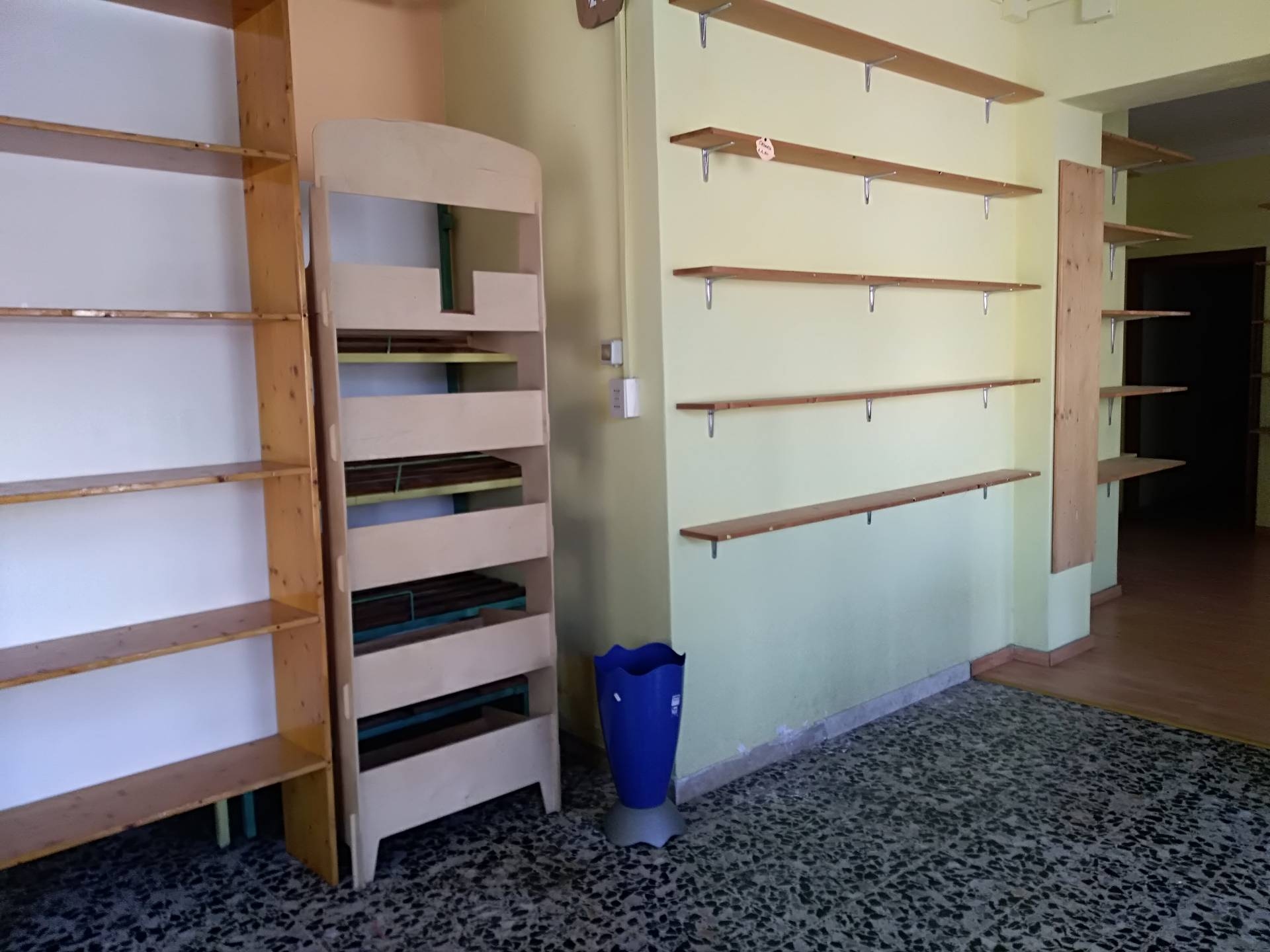 Fondo Commerciale in affitto a Pisa, Oratoio