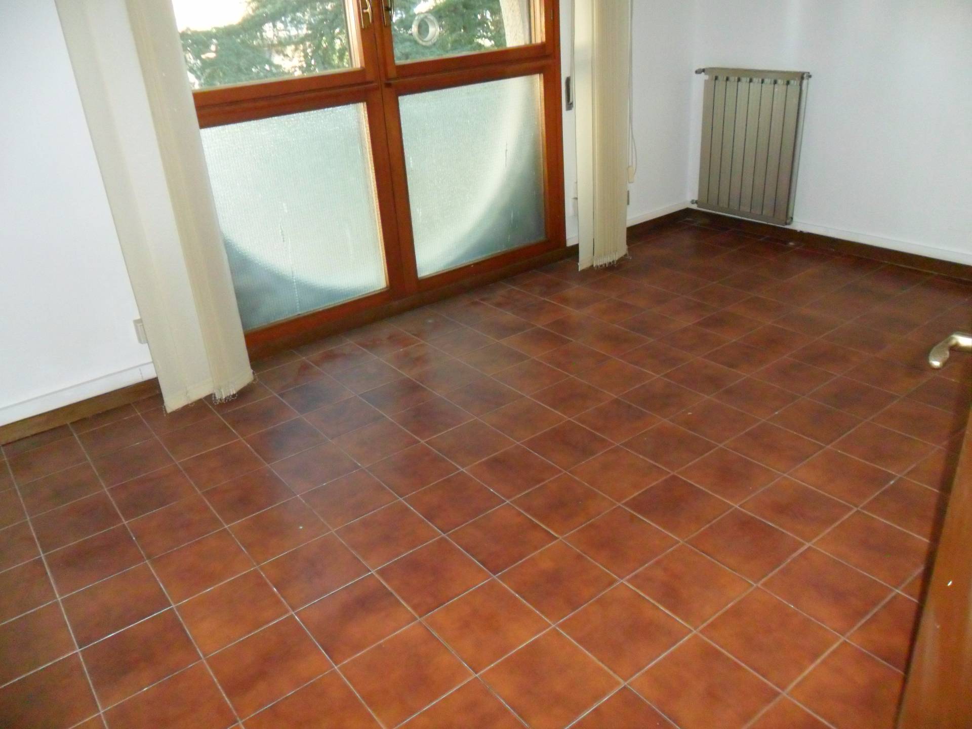 Ufficio in affitto a Pisa, Pisanova