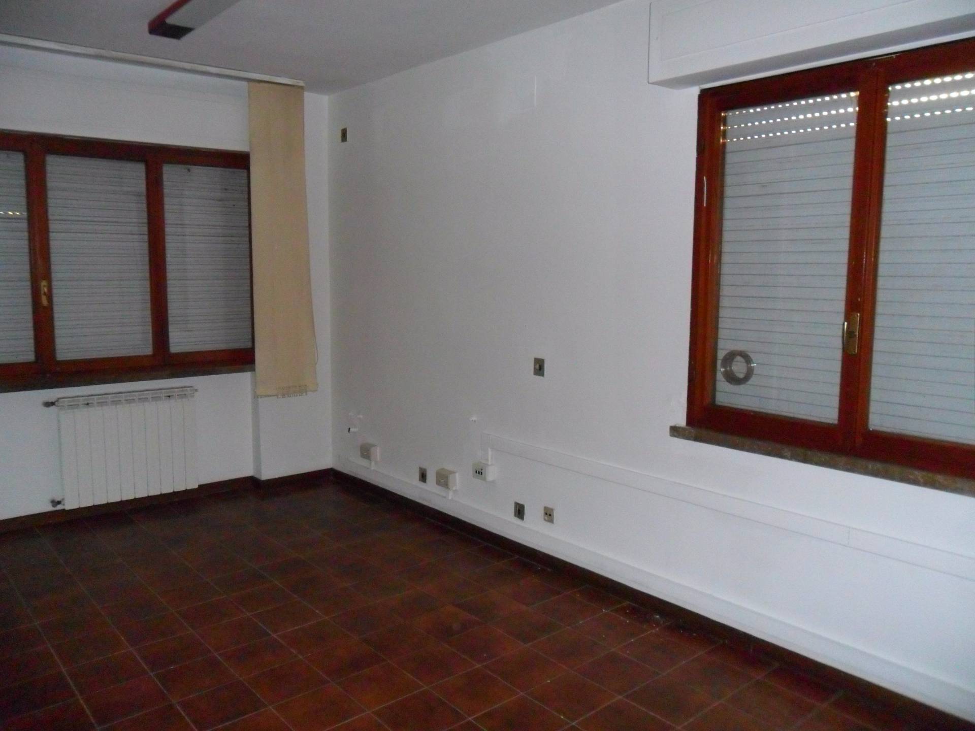 Ufficio in affitto a Pisa, Pisanova