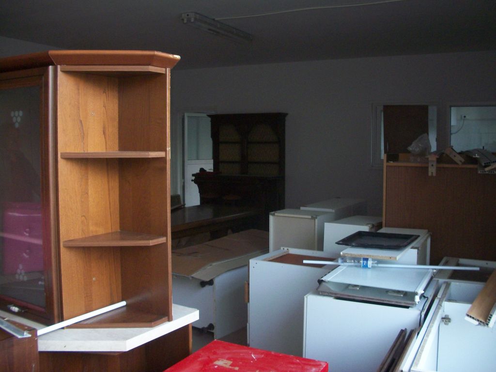 Fondo Commerciale in affitto a Pisa, Gagno